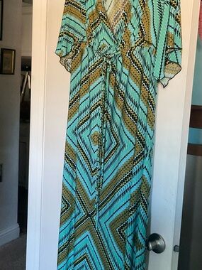 Women’s 16W Turquoise and Ochre Geometric Maxi Dress